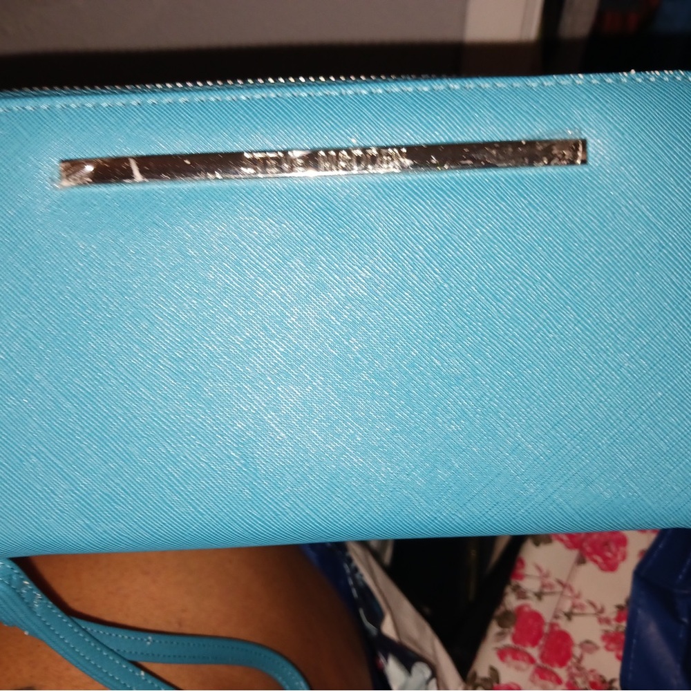Wallets - Picture 2 of 3